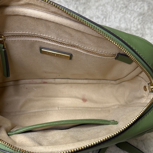 Tory Burch Olive Green Quilted Crossbody Bag - Picture 13 of 16